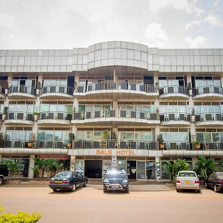 Sal'S Boutique Hotel Kampala Exterior photo